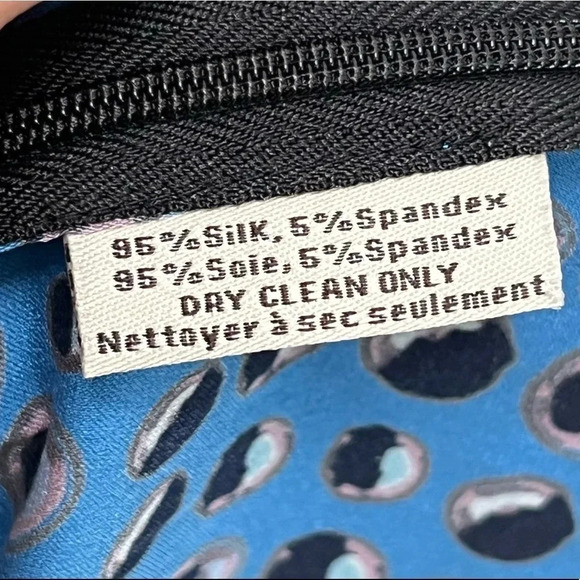 Tucker Sleeveless Ruffle Neck Silk Blouse Keyhole Casual Chic Blue Print Size S - Picture 8 of 8